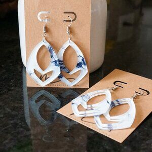 White Marble Acrylic Earrings – Lightweight Geometric Dangles – Modern Teardrop